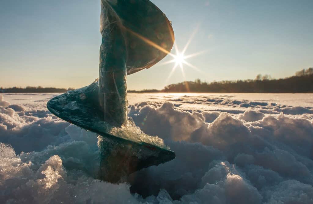 Ice & Fishing Experience on the Bothnian Bay